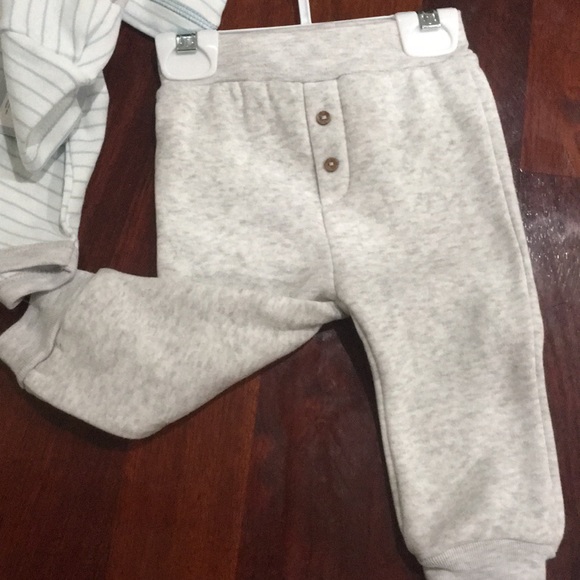 Rene Rofe outfit NWT for 6-9mo old - Picture 5 of 5